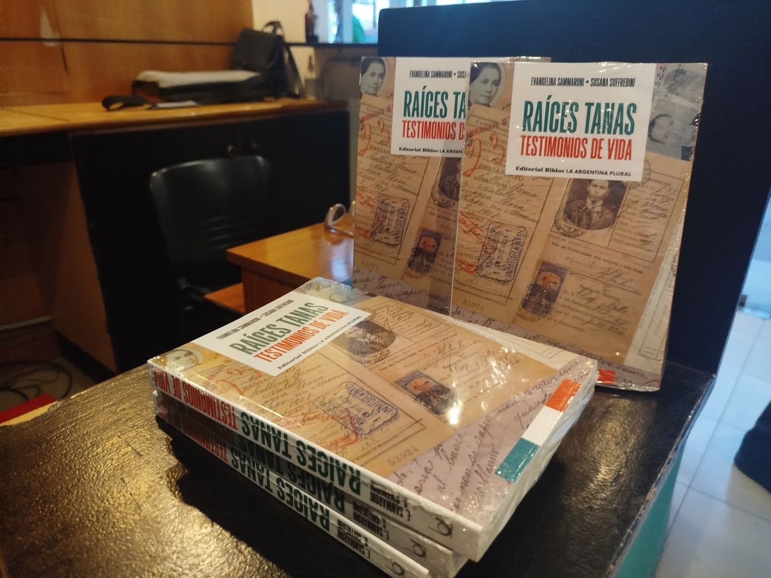 Presentaron “Raíces Tanas”, un libro que inmortaliza la historia de los inmigrantes italianos en Tandil