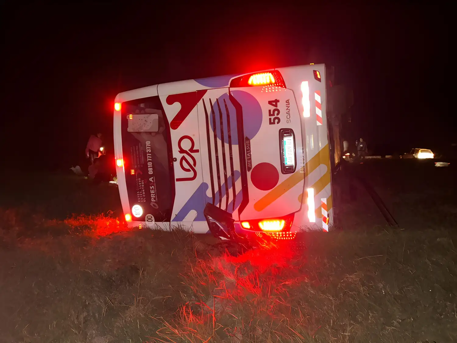 accidente ruta 9 vuelco micro gobernador castro