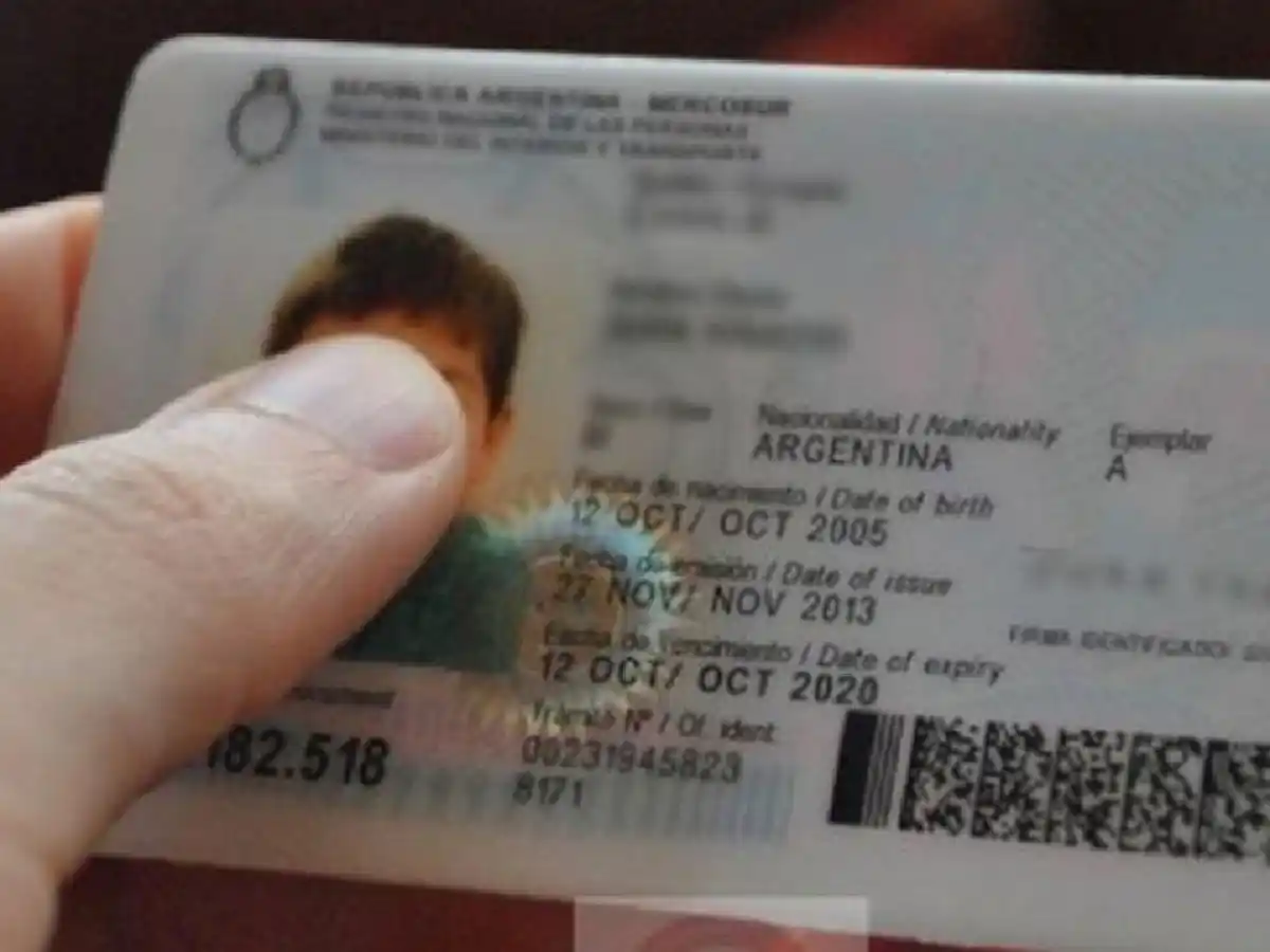 Fernández anunciará la puesta en marcha del DNI para personas no binarias