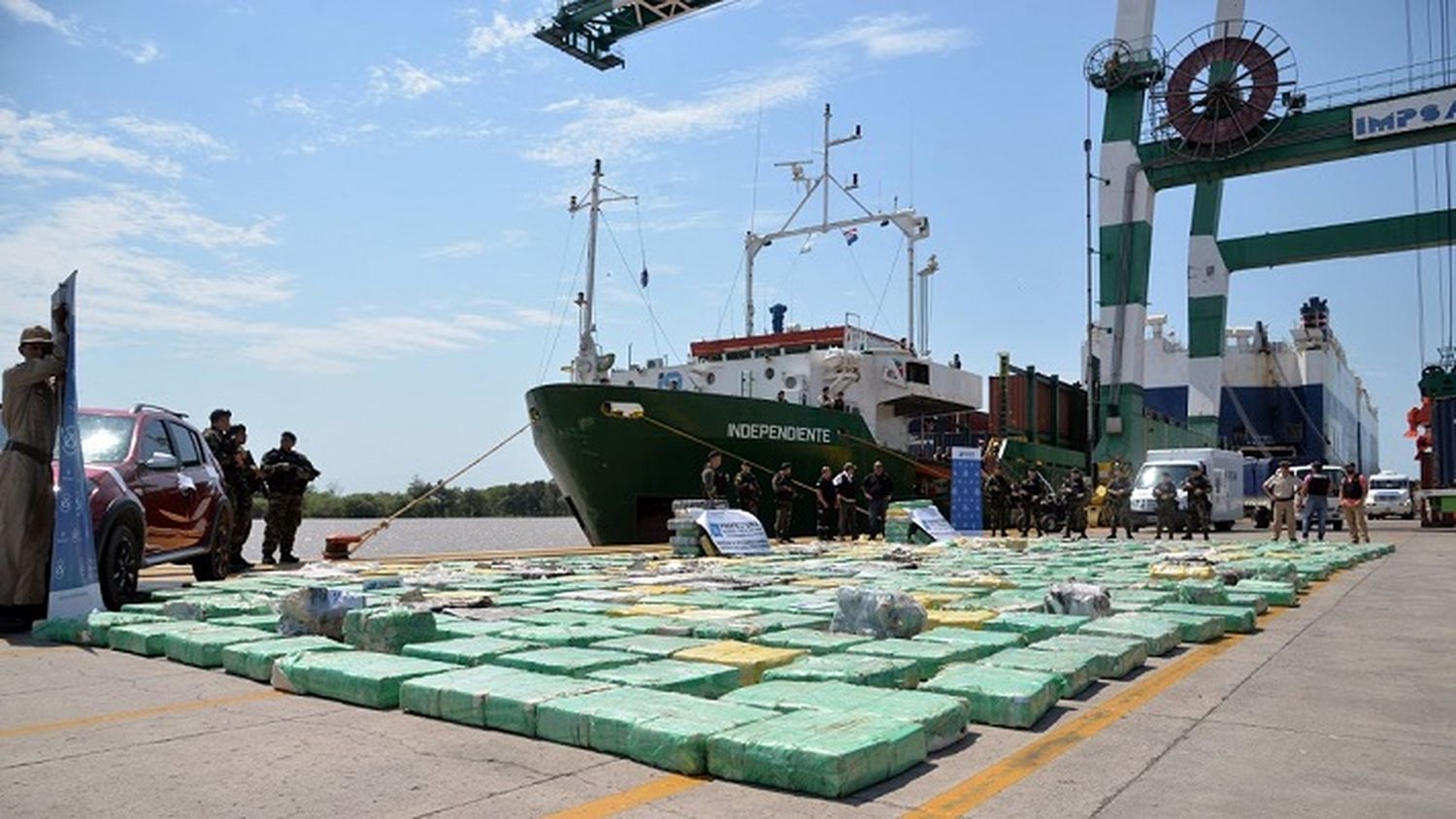 Incautaron 7.984 kilos de marihuana de un buque paraguayo
