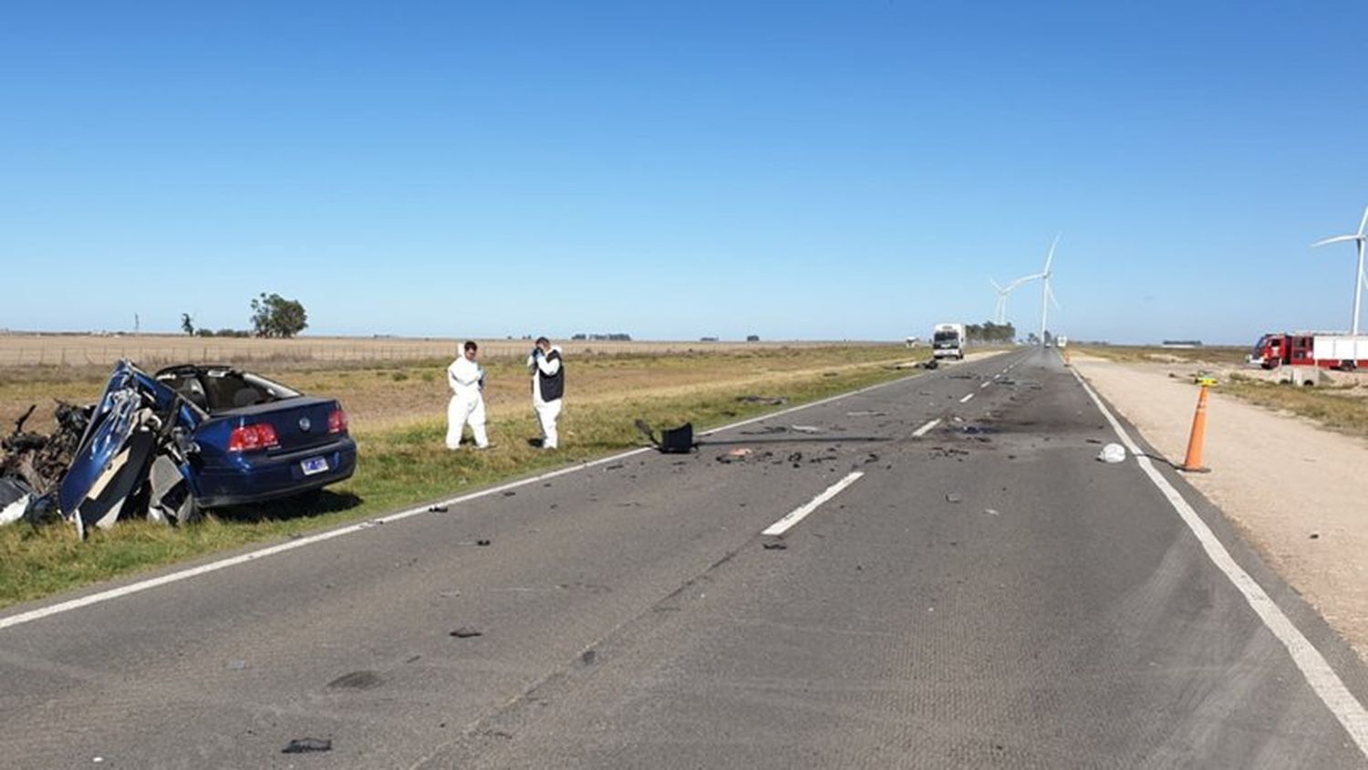 Fatal choque entre un automóvil y un micro de Plusmar en la Ruta 3, altura Pehuen Co: Murió un vecino de Monte Hermoso