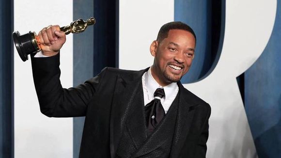 Prohíben a Will Smith asistir a entregas de los �scar durante 10 años
