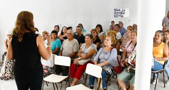 Nuevo taller de inclusión financiera para la tercera edad