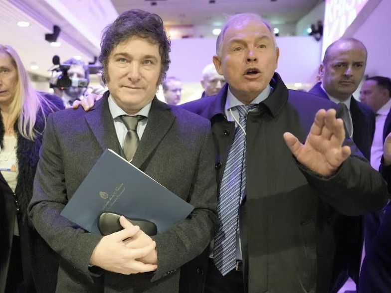 El canciller Werthein se fue a los gritos de Mar-a-Lago y frustró la reunión Milei-Trump