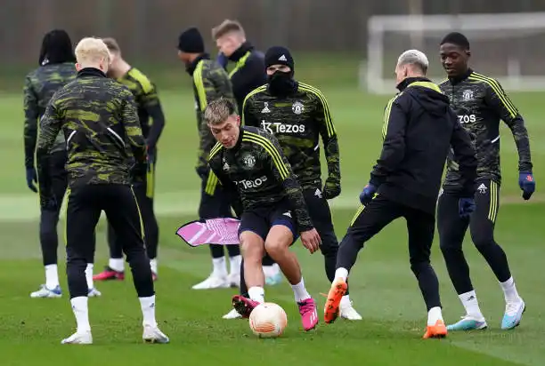 Manchester United-Barcelona, por un lugar en los octavos