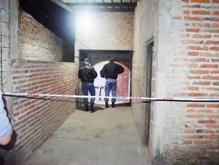 Fue a visitar a su padre y lo 
encontró en su habitación sin vida