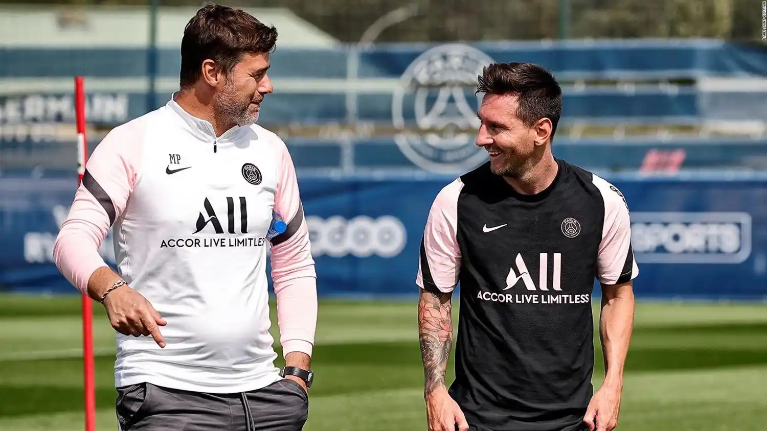 Mauricio Pochettino felicitó a Messi por su séptimo Balón de Oro
