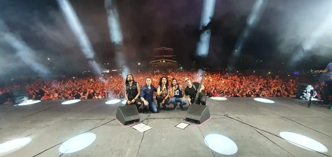 Más de 30 mil vecinos celebraron el 75° aniversario de Lanús