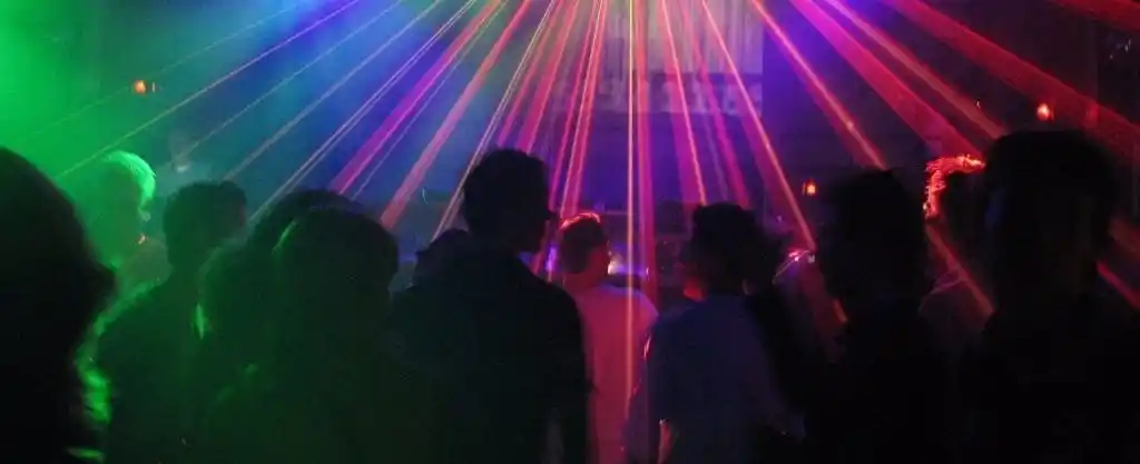 La ciudad no tiene un protocolo para prevenir fiestas clandestinas