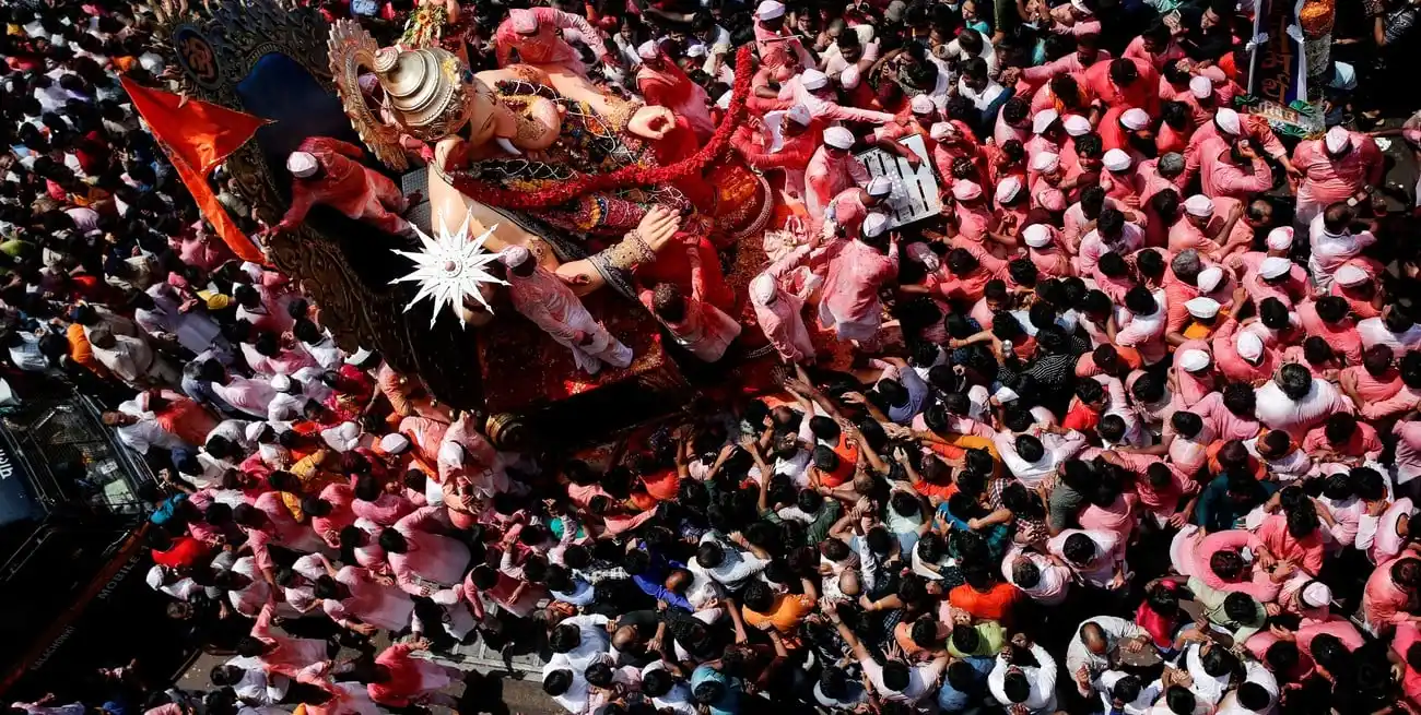 Los heridos fueron trasladados de urgencia a hospitales de la zona. Foto: Reuters