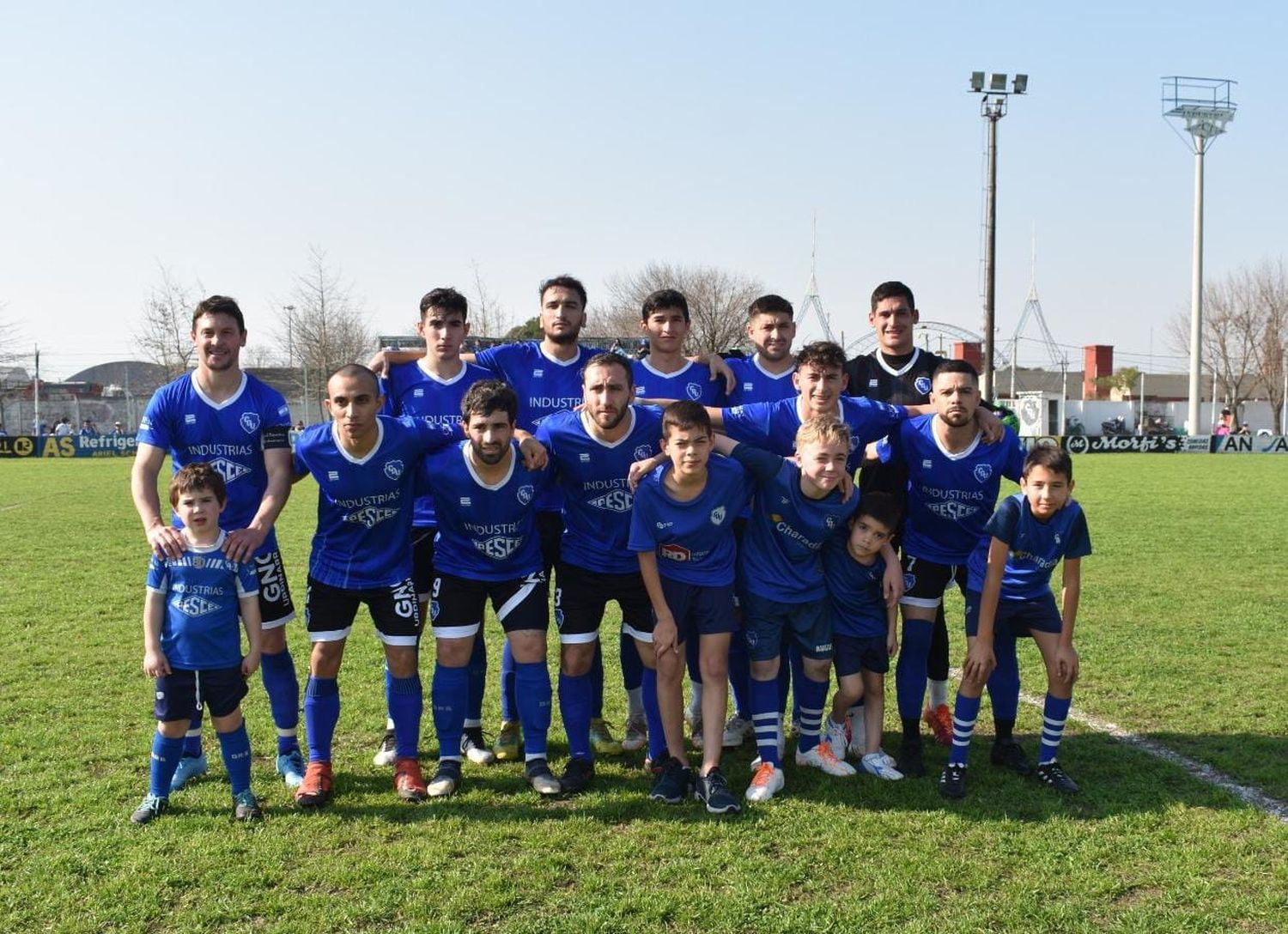 Deportivo Urdinarrain volvió al triunfo: goleó a Deportivo Gurises y se aleja en la cima