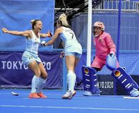 Las Leonas se metió en las semifinales con una goleada