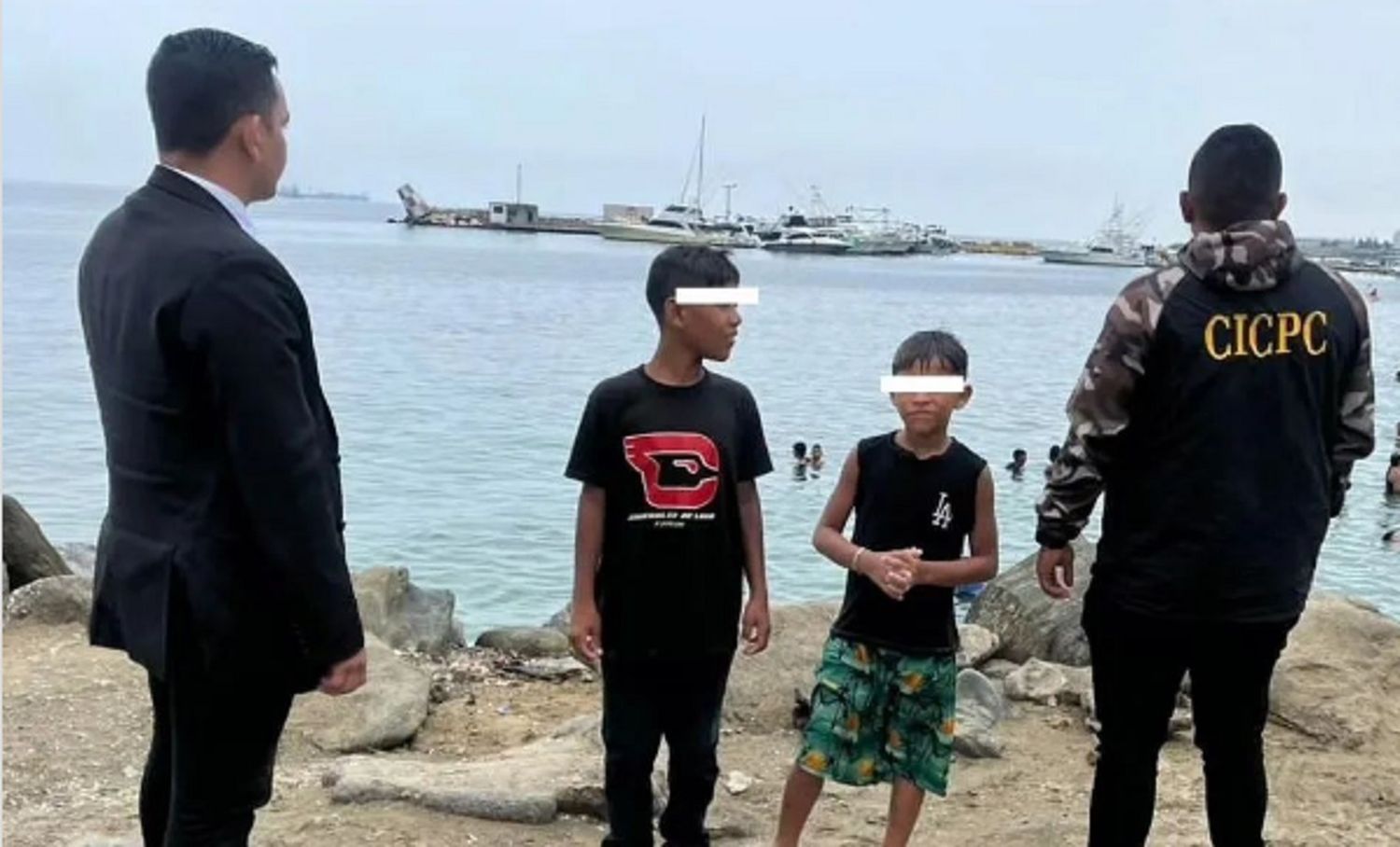 ¡LLAMAN DESDE PLAYA EN PUERTO CABELLO! Localizan a 2 de los 3 niños EXTRAVIADOS en Lara