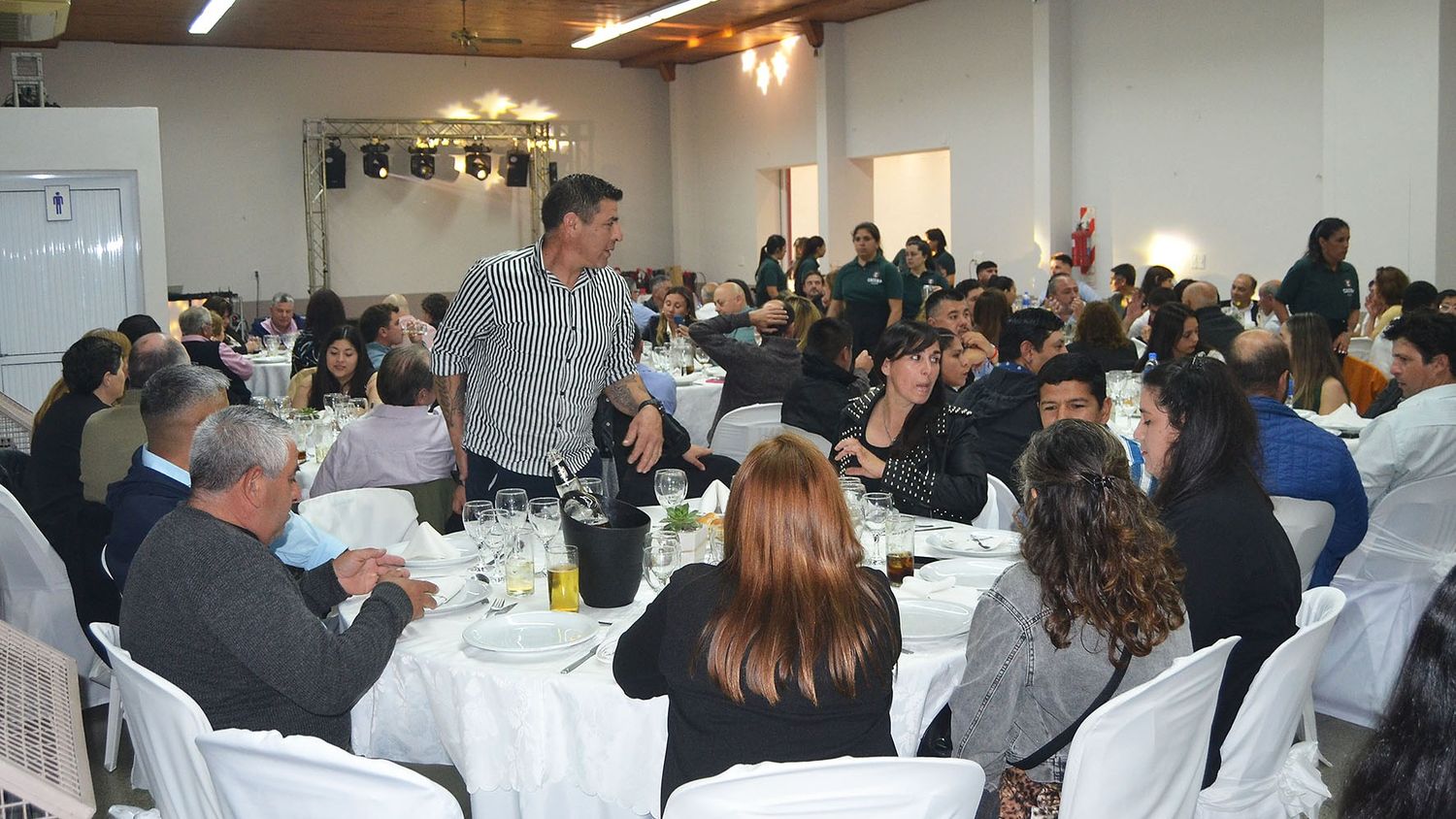 Los empleados de comercio de Gualeguay celebraron su Día con una gran cena show