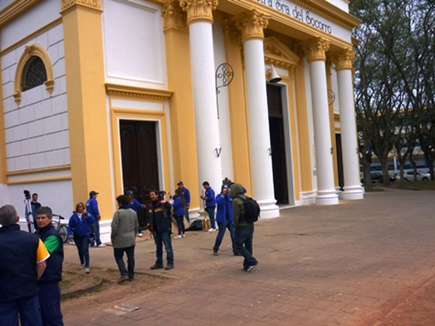 Alba le dio color a San Pedro con Lalo Mir y Coti Sorokin