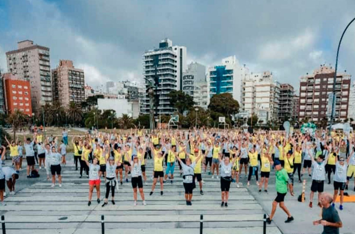 Exitosa nueva edición de la correcaminata solidaria de la Fundación Dar Salud