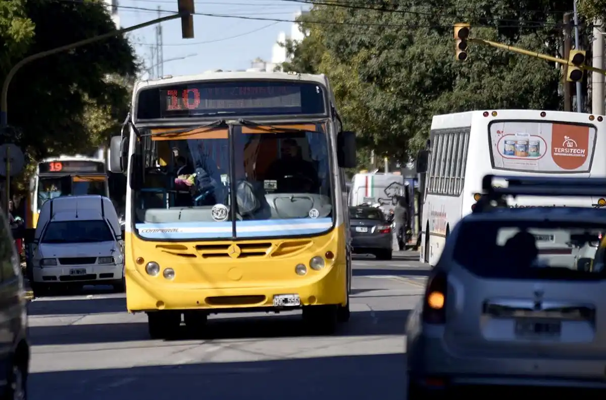 Se suspendió el paro de colectivos 