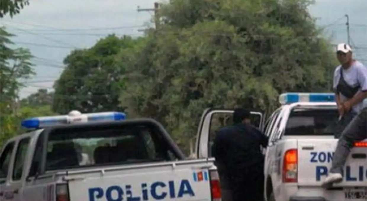 Santiago del Estero: conoció a sus hijas adolescentes y las violó durante un año
