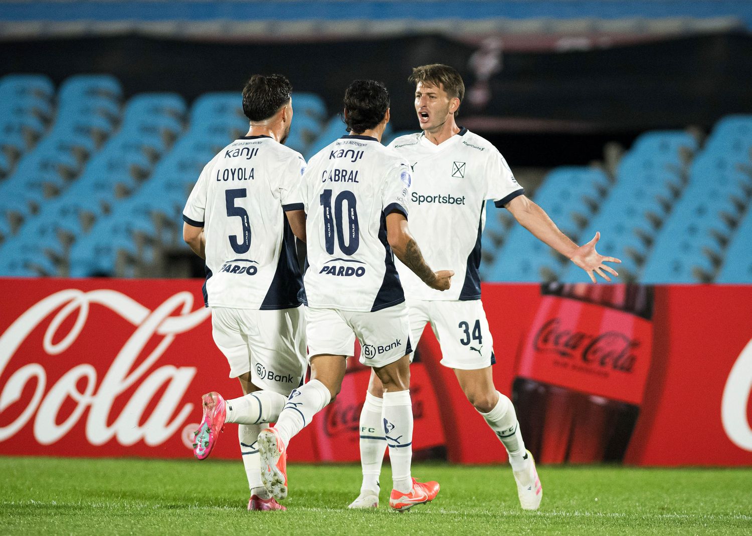 Independiente recuperó su autoestima con cinco goles