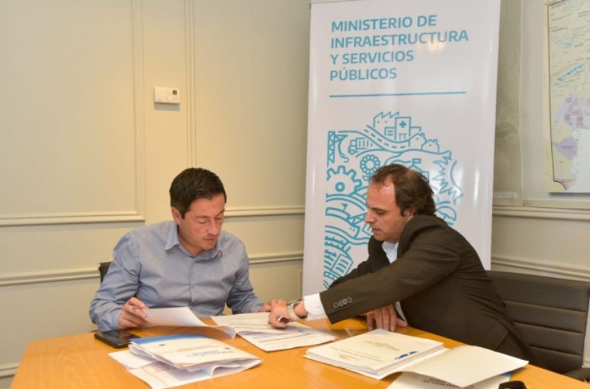 Reunión por nuevas obras de infraestructura para General Pinto
