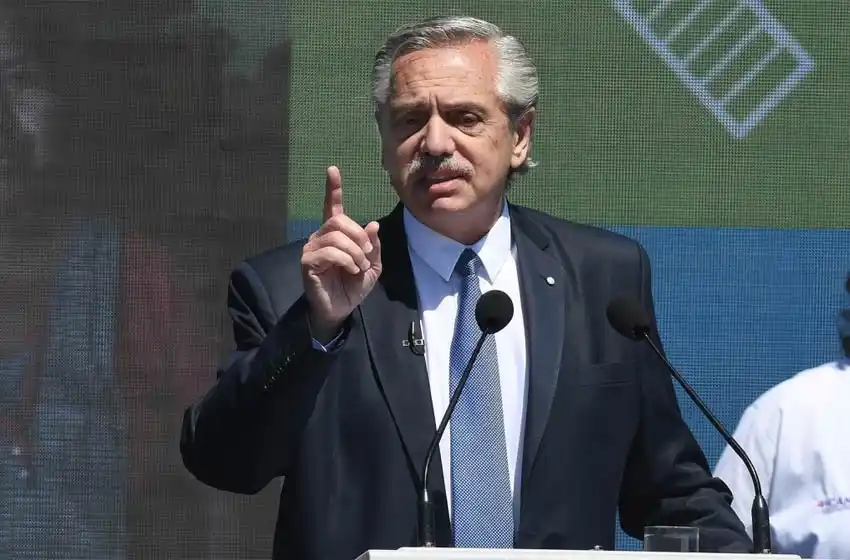 Alberto Fernández aseguró que «nadie de su gestión se va más enriquecido»