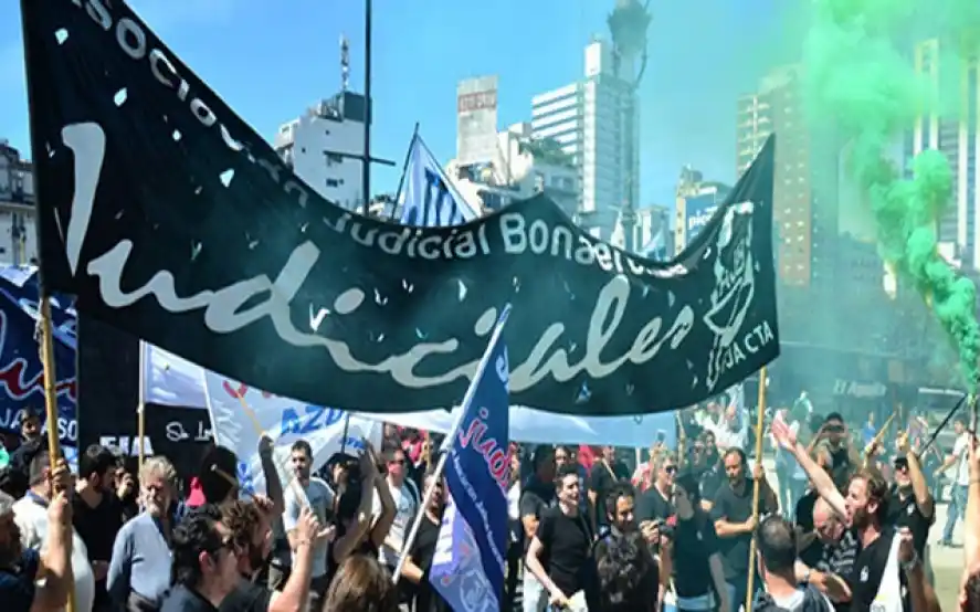 Judiciales bonaerenses definen medidas de fuerzas