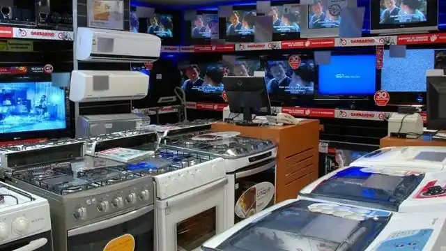 Por la crisis, prohíben habilitar nuevos comercios por 4 meses 