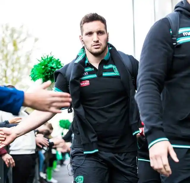 Calles, titular en el duelo de Pau frente a Toulon