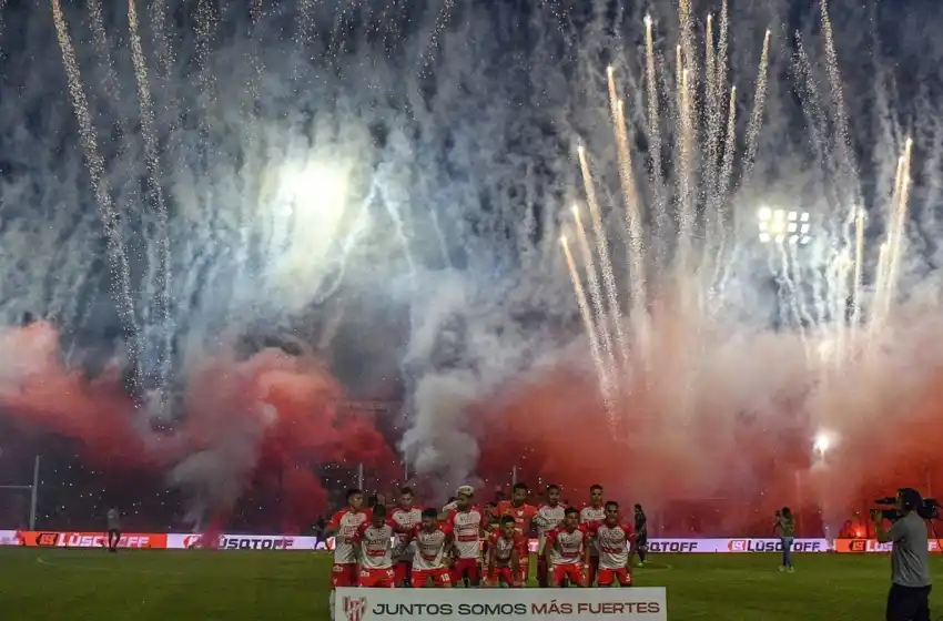 Fiesta en Córdoba: Instituto de Córdoba volvió a la Primera División