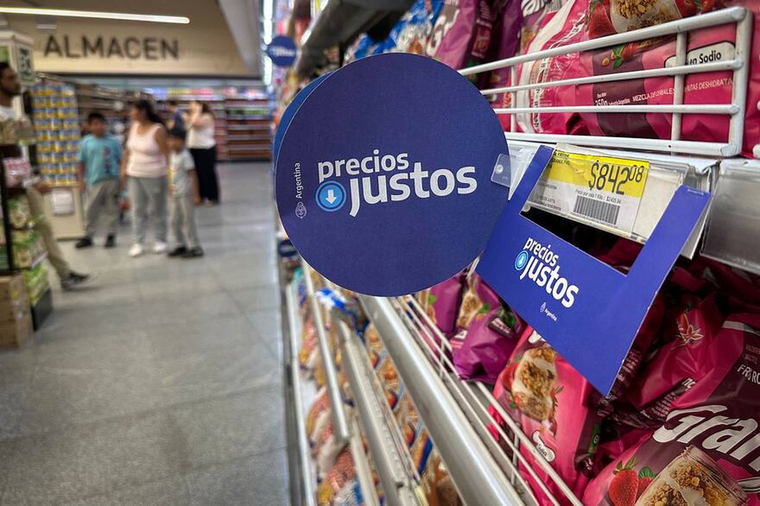 Desde Comercio confirmaron que se estarán reuniendo mano a mano  durante la semana con las alimenticias para negociar y garantizar abastecimiento.