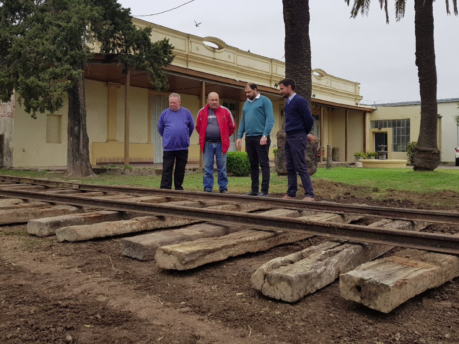 Ramona recupera las vías del tren a vapor que la unía con Rafaela