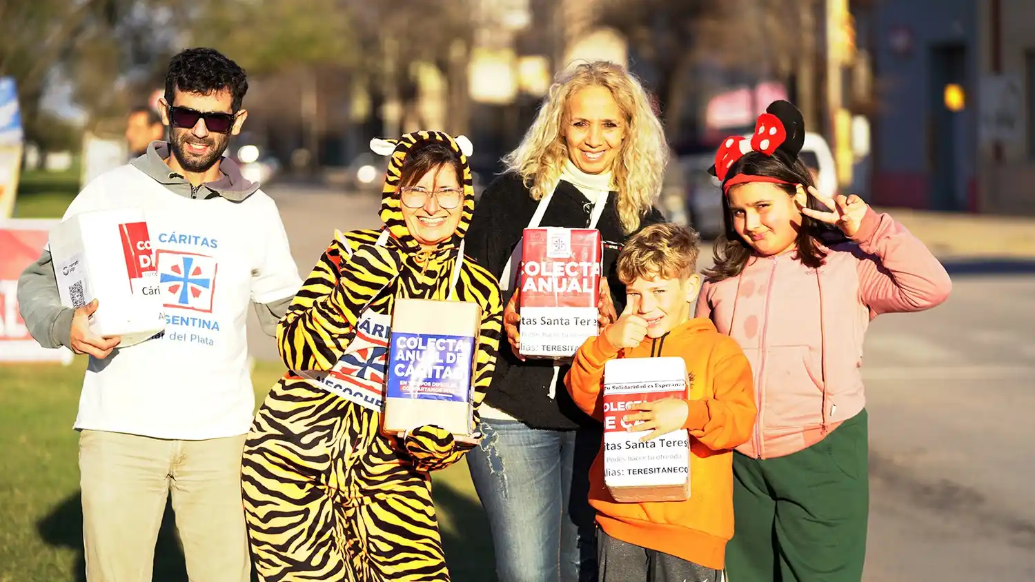 Disfraces. De algunos de los voluntarios