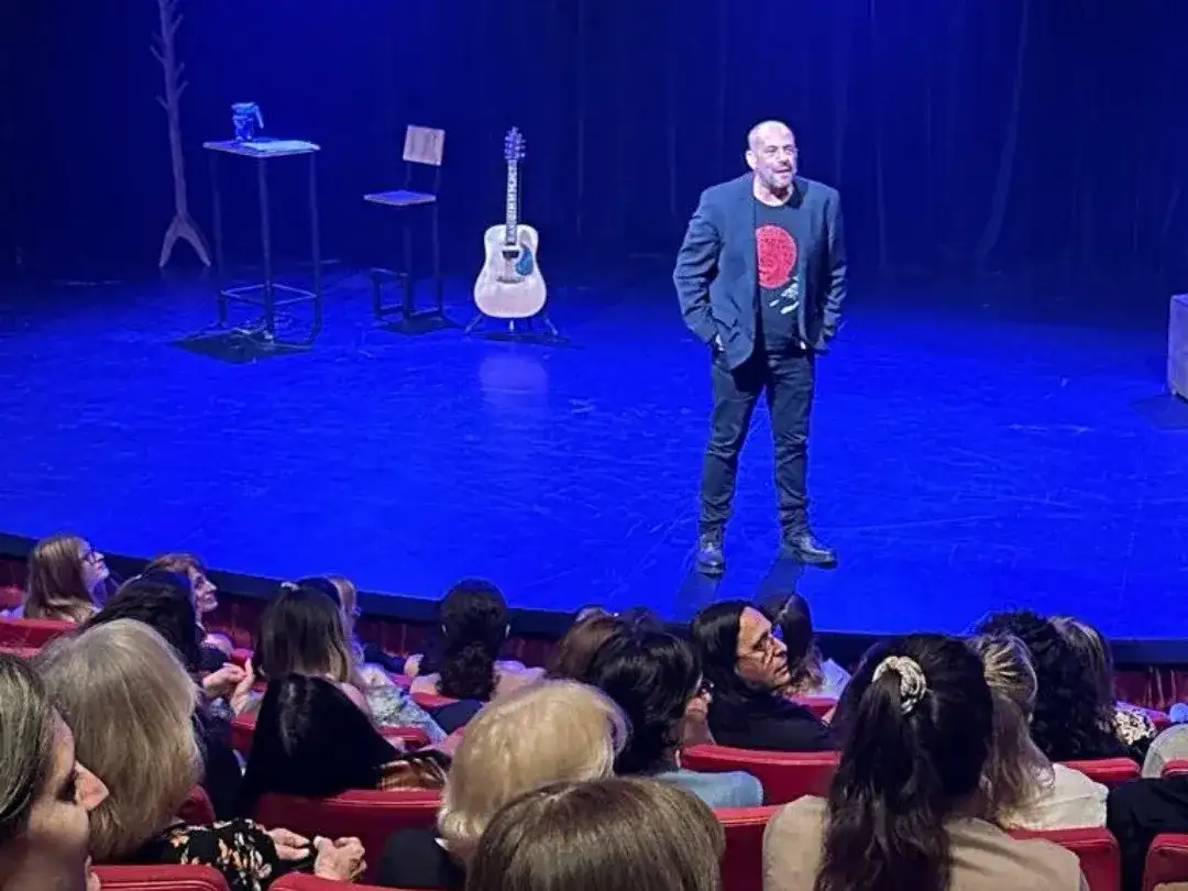 Alejandro Schujman reflexionó sobre los desafíos de la adolescencia en CZ.