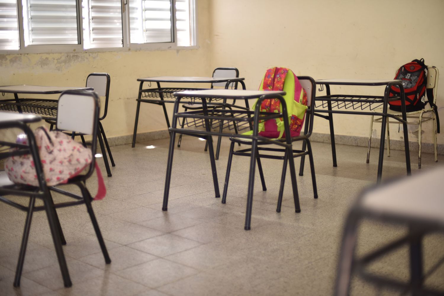 Podrán suspender las clases del turno mañana en las escuelas donde se vota