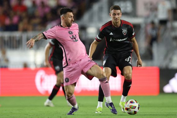 Messi va por otro título