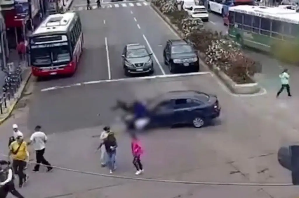 Atropelló a tres mujeres