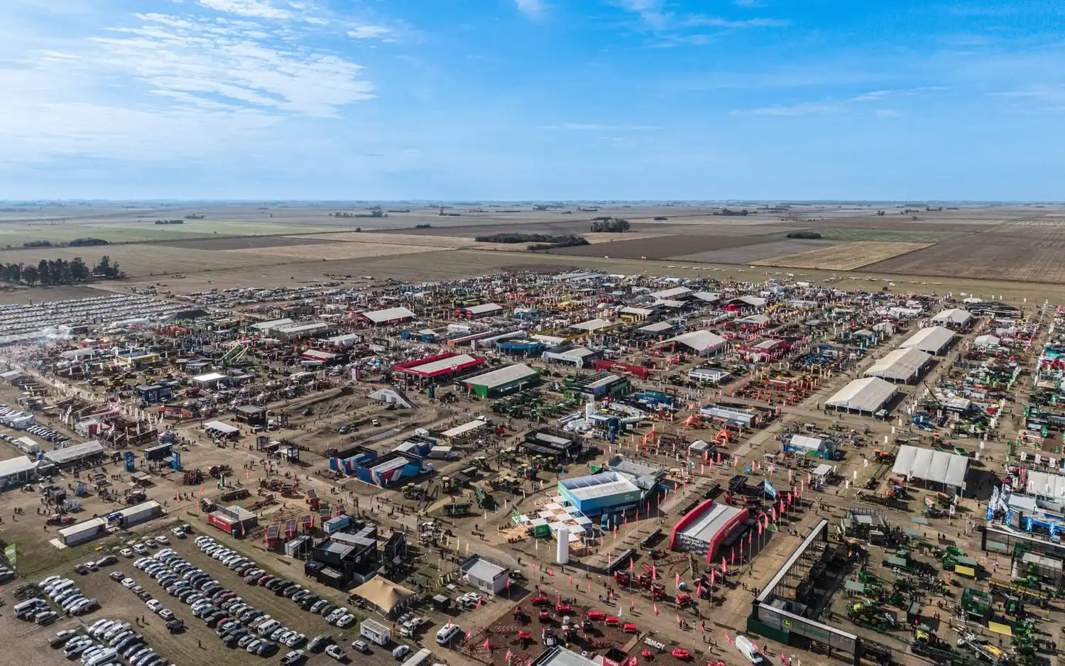 Gobierno de Santa Fe duplicó su espacio institucional y productivo en AgroActiva 2026.