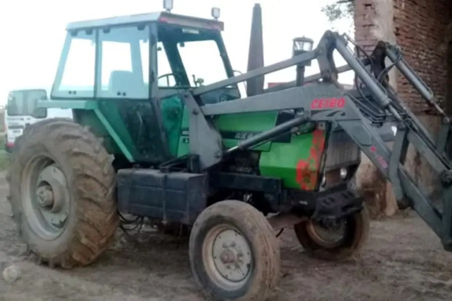 Tenía 23 años, cayó del tractor que manejaba su padre y murió aplastada