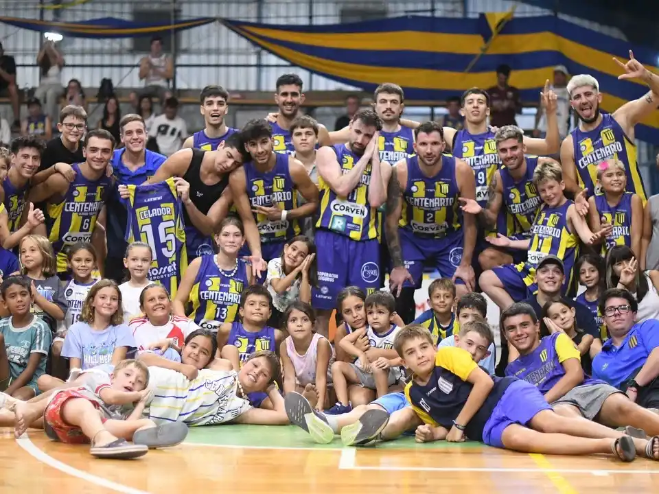 Con Menna a la cabeza, el festejo que se viralizó por estos lados.