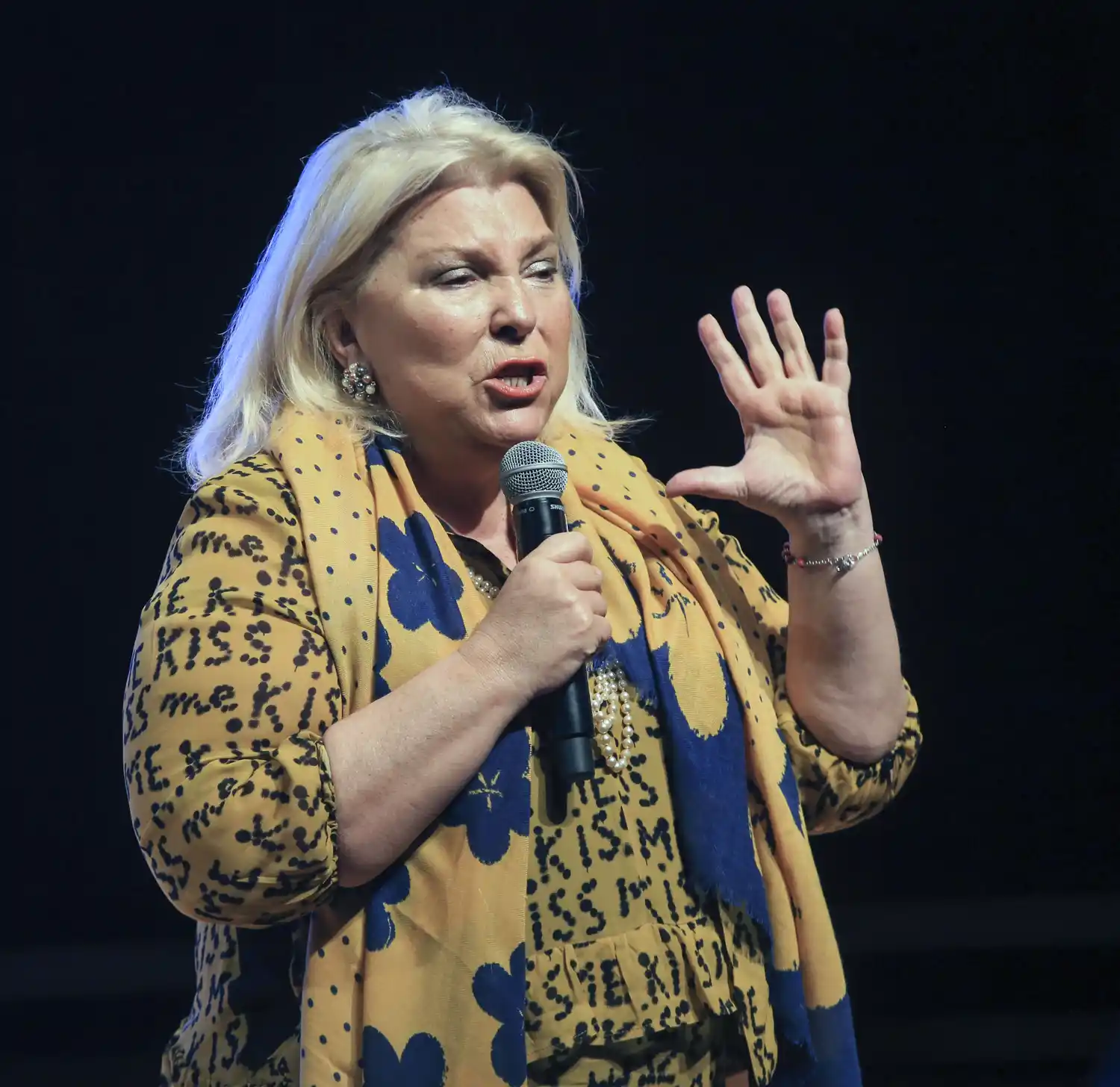"Estamos llamados a ser libres, no libertinos", dijo Carrió en congreso de la CC en Mar del Plata