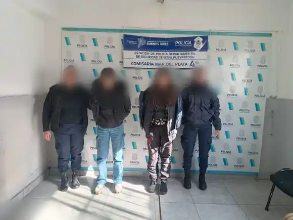 Capturaron a dos mujeres que le robaron plata y ropa a un hombre: una se encontraba prófuga