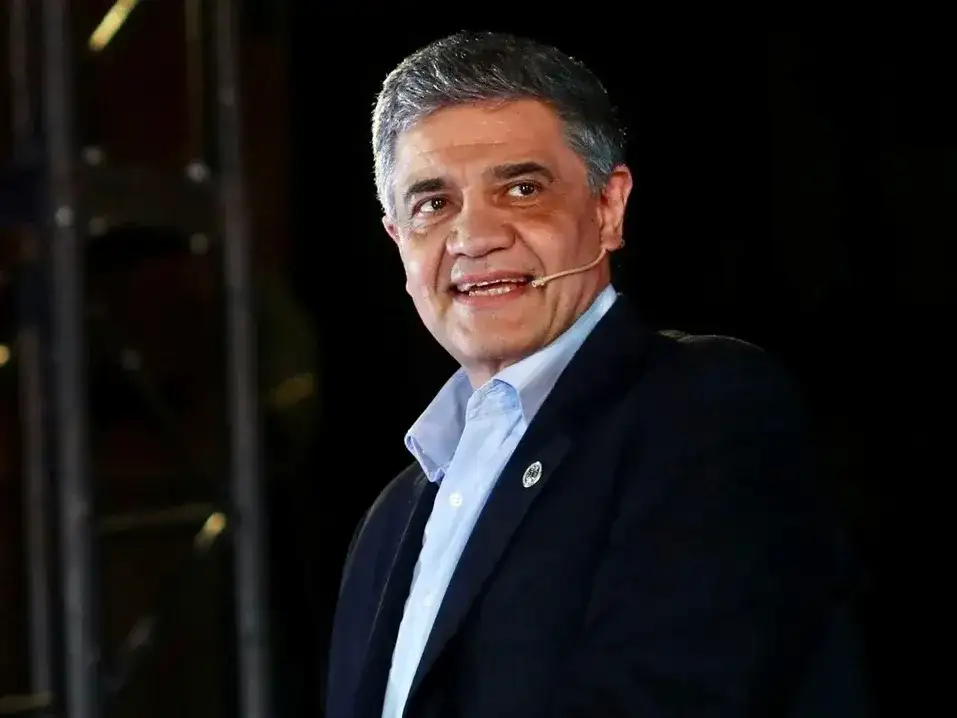 Jorge Macri firmó un decreto para exigir los servicios mínimos ante posibles paros