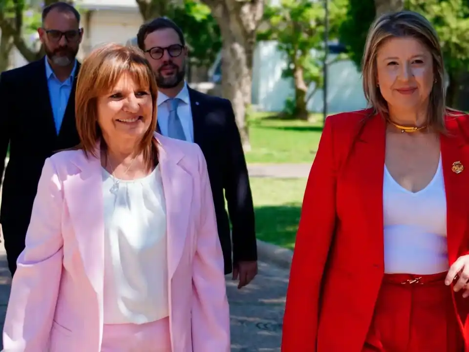 Bullrich anunció la nueva Agencia Nacional para “administrar las migraciones”