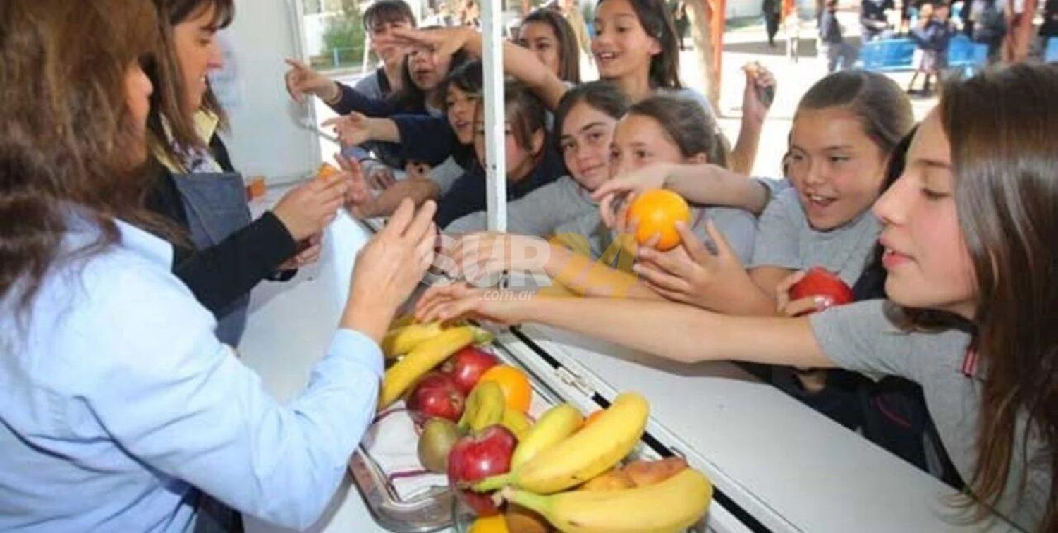 Implementarán la Ley de Alimentación Saludable en escuelas de todo el país