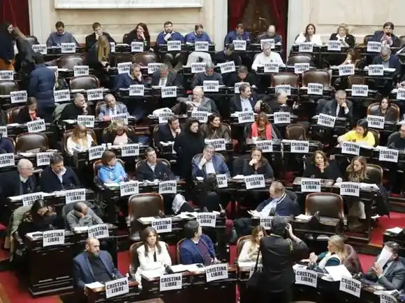 Durante el primer semestre, Javier Milei logró sancionar apenas cuatro leyes