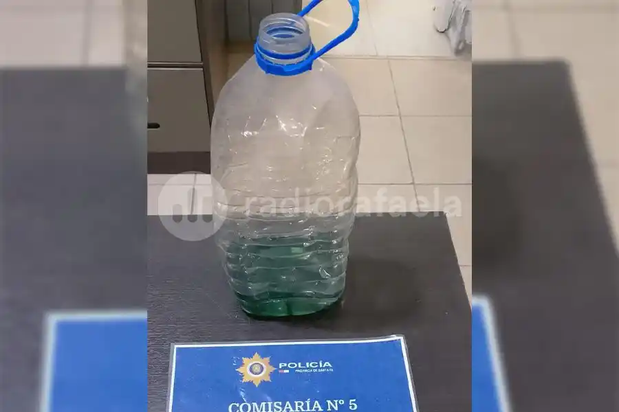 Con un cuchillo un individuo amenazó a la policia en San Vicente