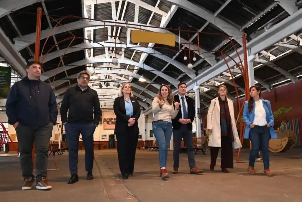 Scaglia y Goity recorrieron instituciones educativas con funcionarios de la ONU