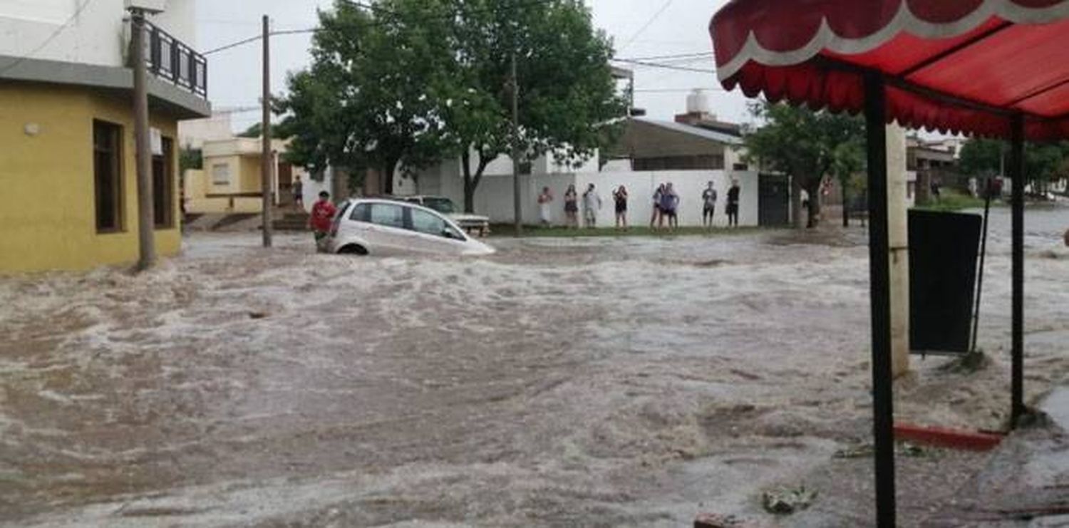 impresionante temporal en Santa Rosa La Pampa