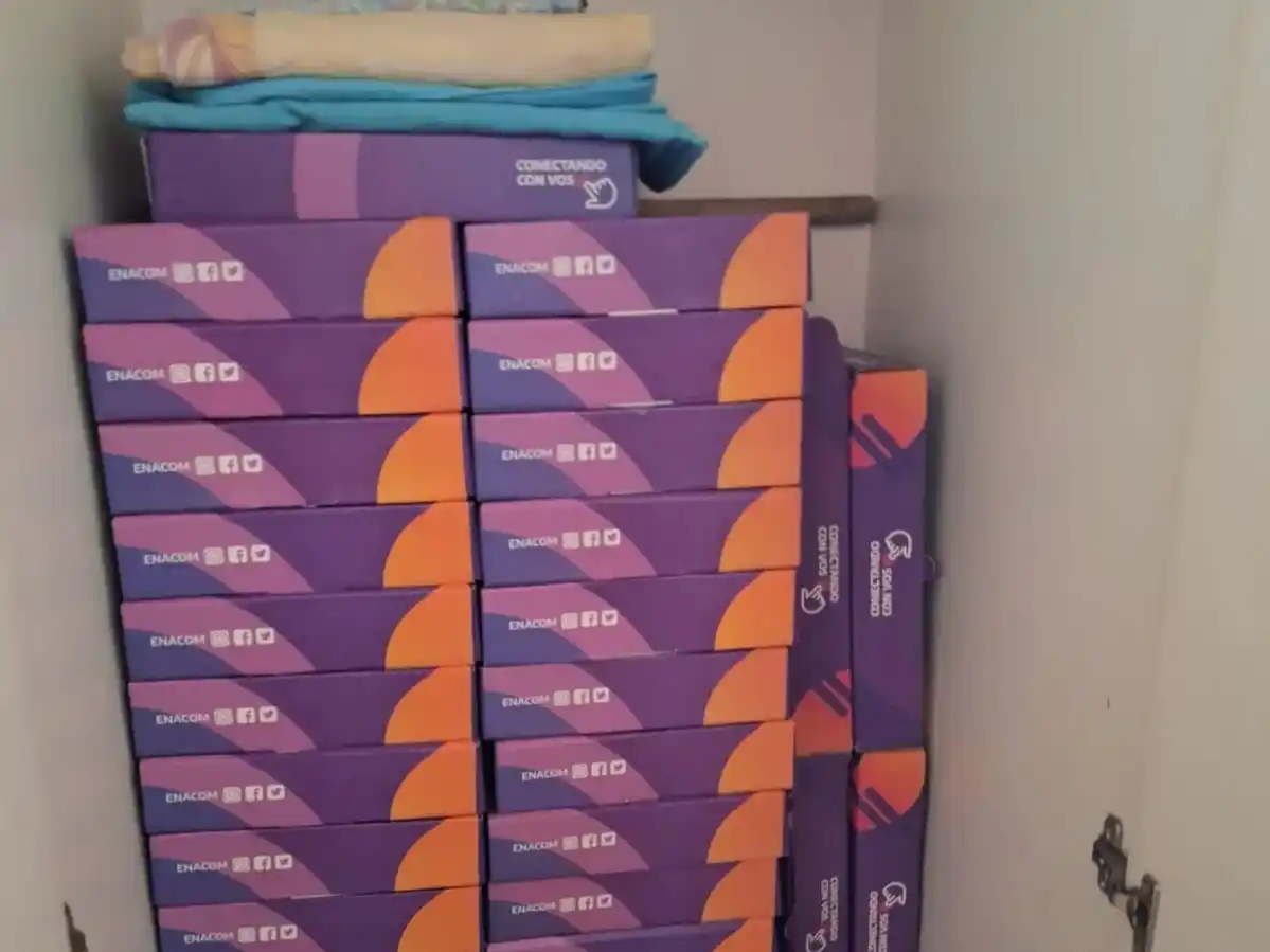 Hallaron 31 tablets pertenecientes al programa “Conectando con Vos”.