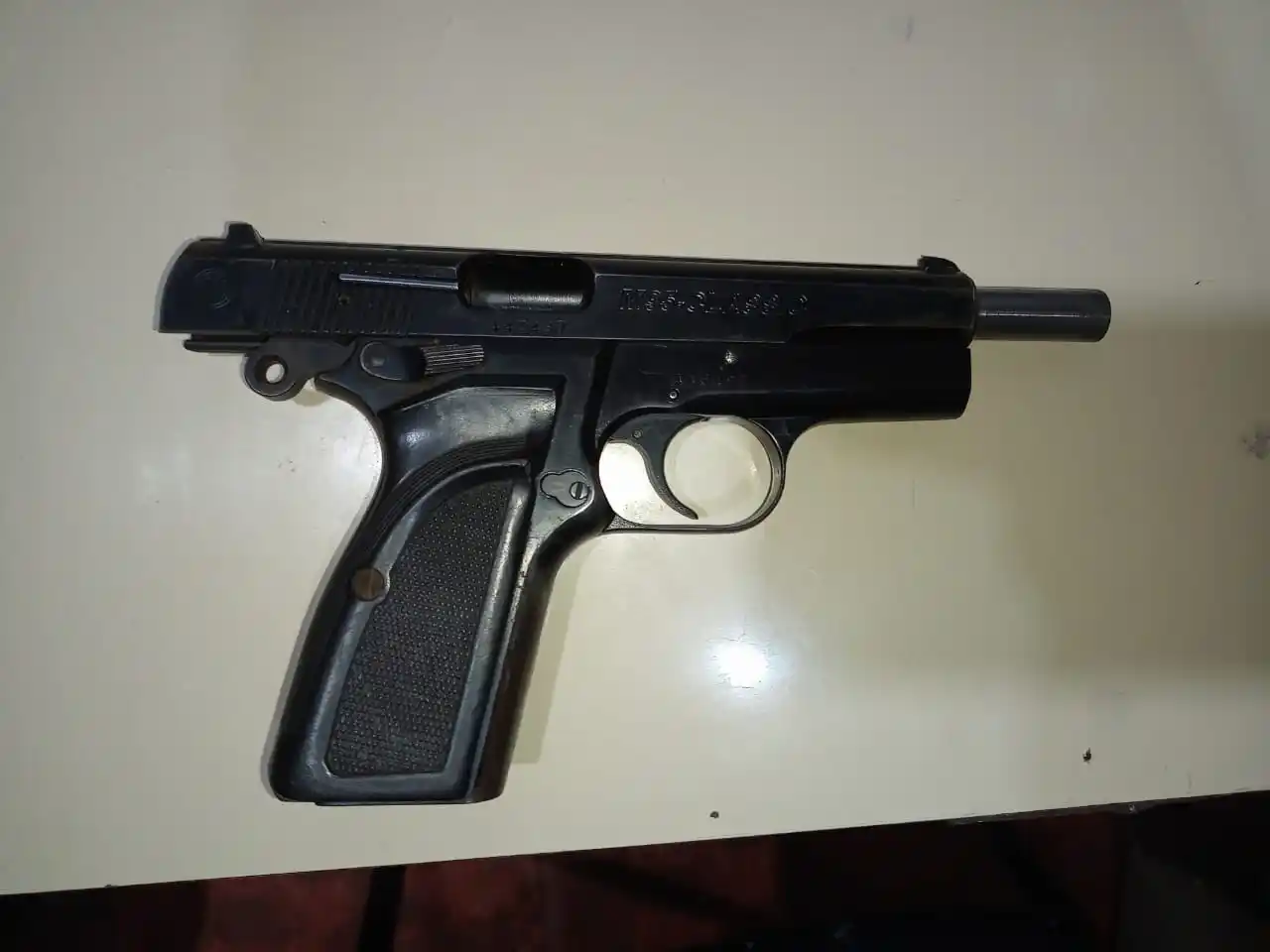 Una joven de 29 años amenazó de muerte a su expareja